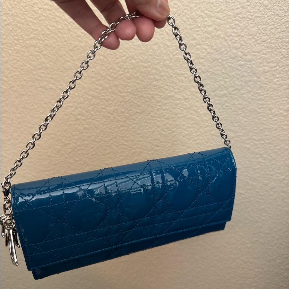 Authentic Christian Dior patent wallet with chain - Picture 10 of 11